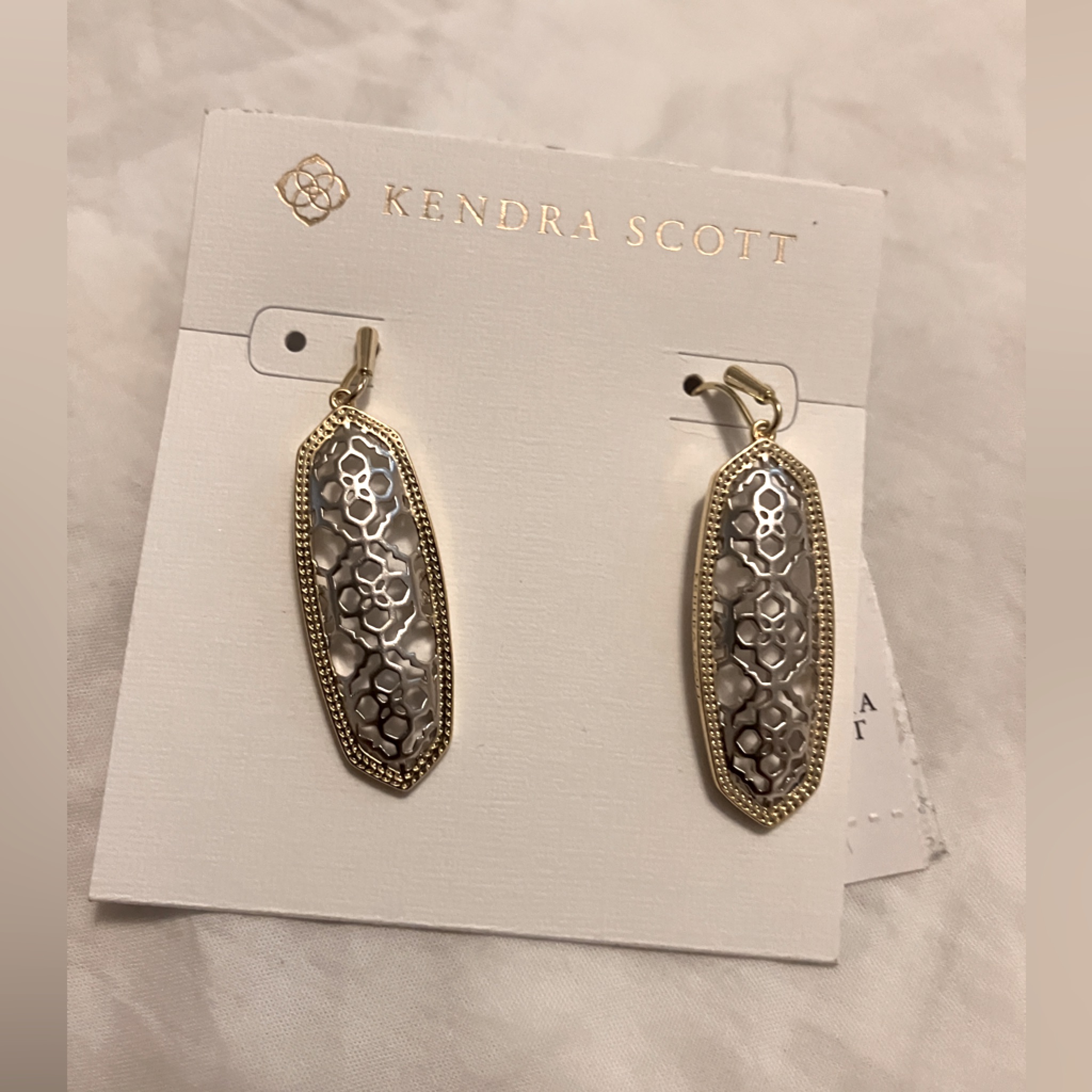 Kendra Scott Earring Brand New